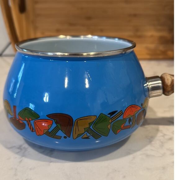 vintage 1970s fondue pot or saucepan with a mushroom design blue - Picture 2 of 9